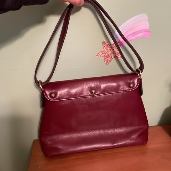 Vintage Etienne Aigner handbag - Picture 4 of 17